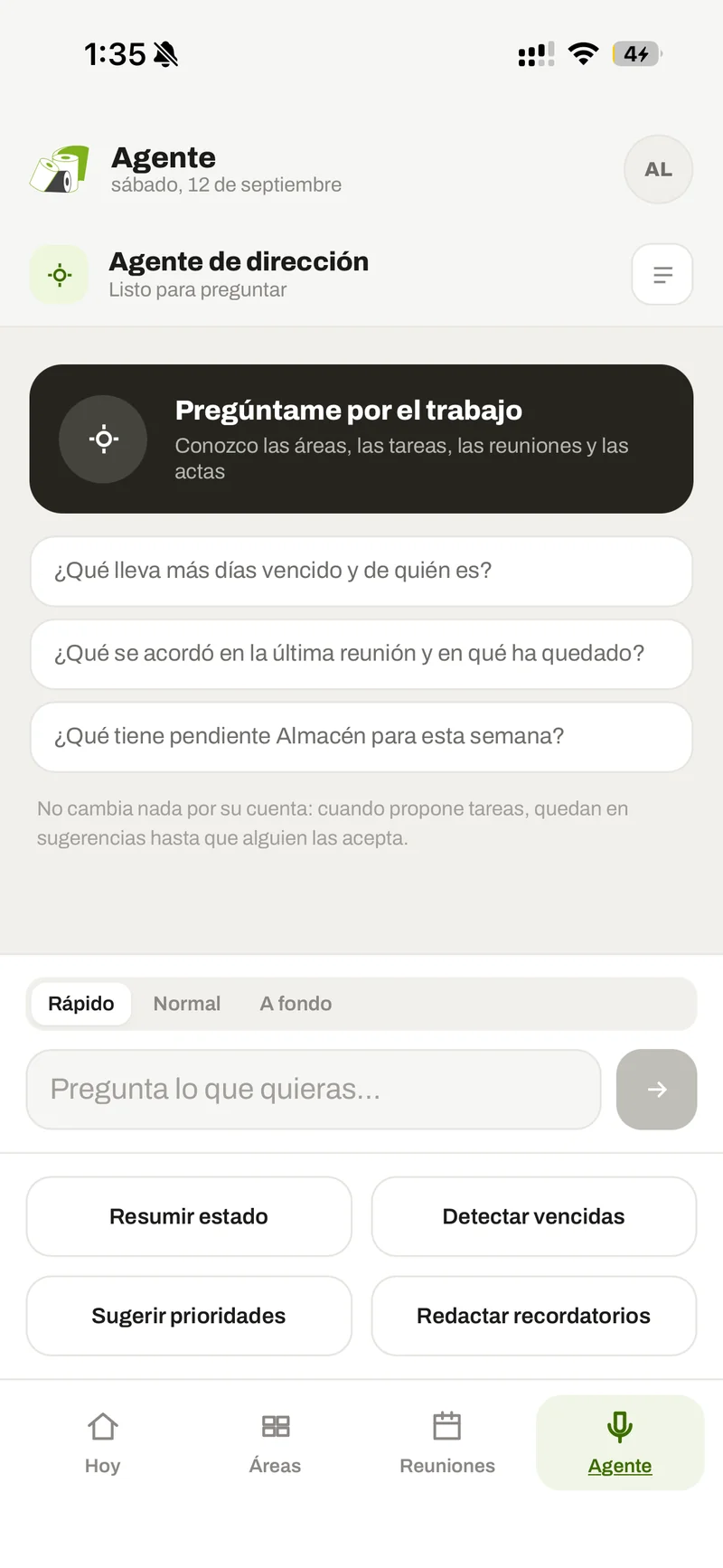 The agent screen of Seguimiento CDP on a phone: suggested questions about overdue work, the last meeting and an area's week, and a note that it changes nothing on its own; its task proposals stay suggestions until someone accepts them